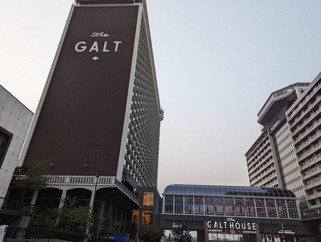 The Galt House Hotel CC BY 2.0 Jeremy Thompson from Los Angeles, California